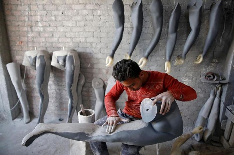 埃及服装行业因进口中国时装模特儿 本土制造商面临倒闭